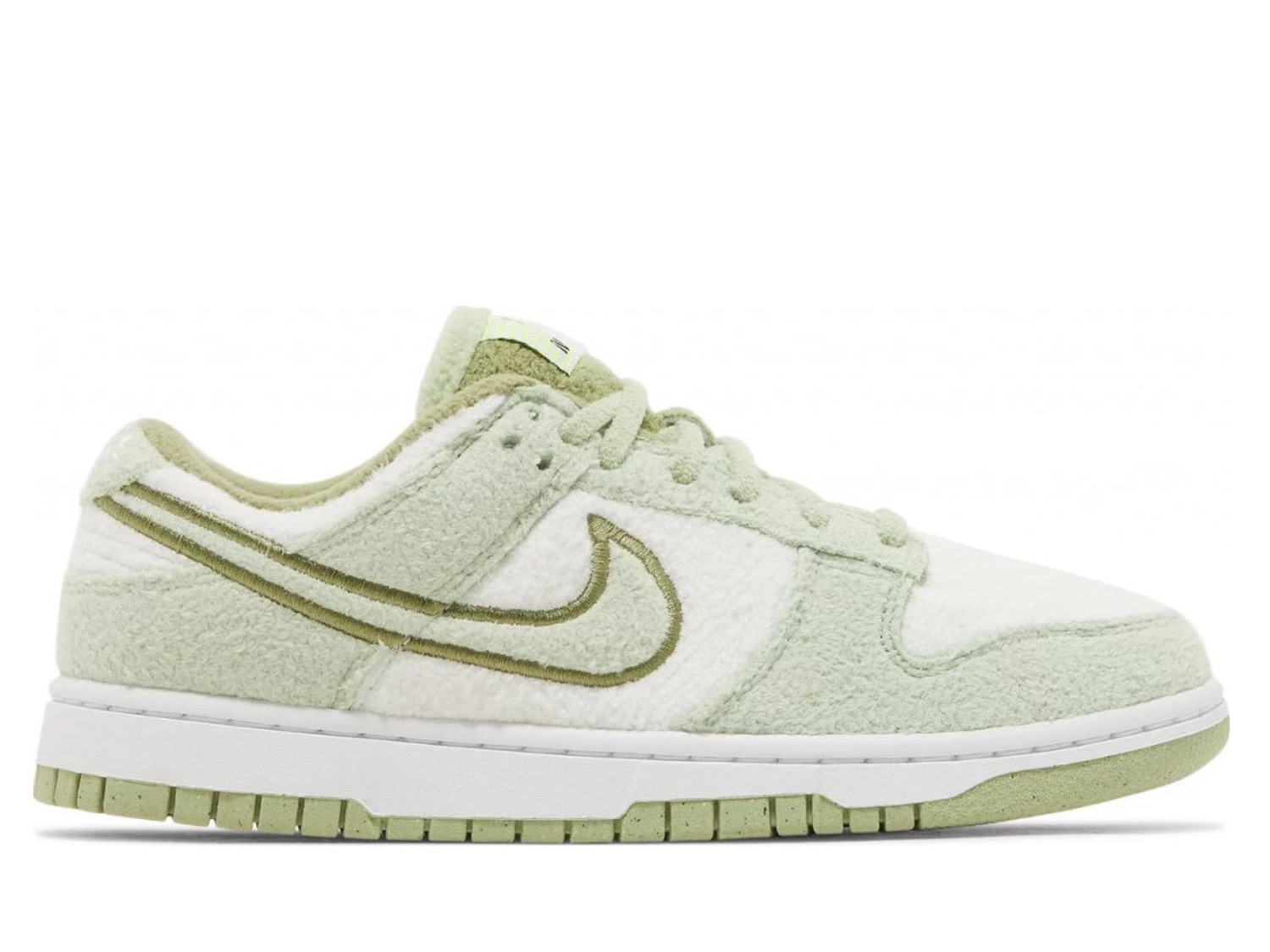 Dunk Low “Fleece Pack Honeydew”