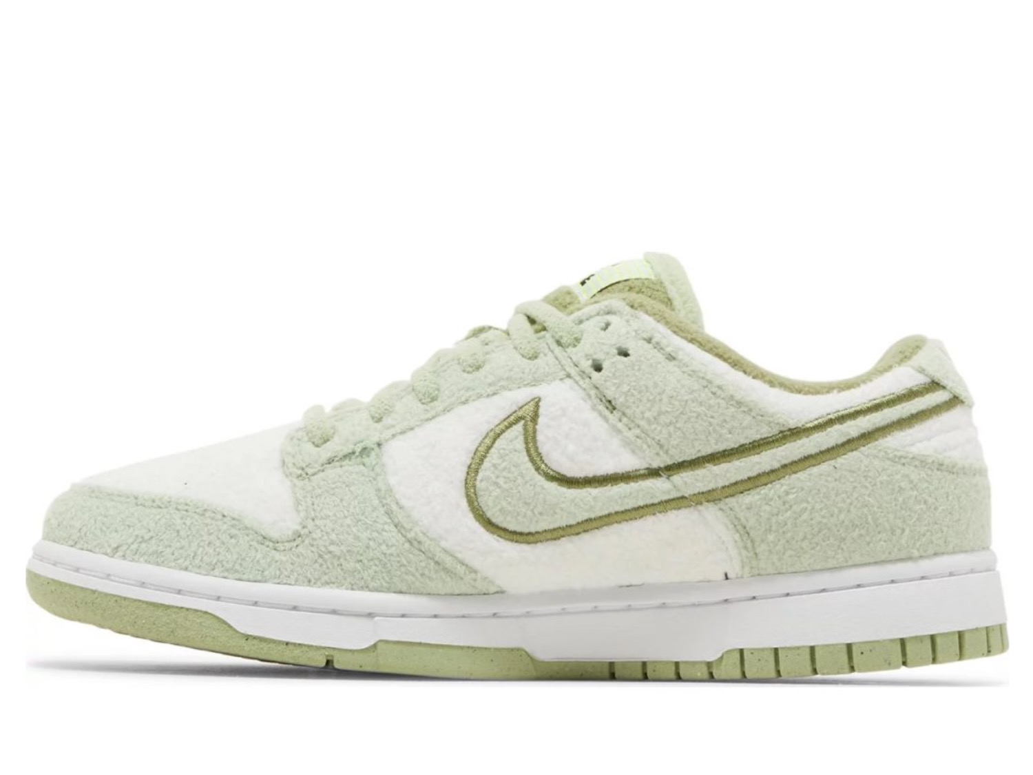 Dunk Low “Fleece Pack Honeydew”